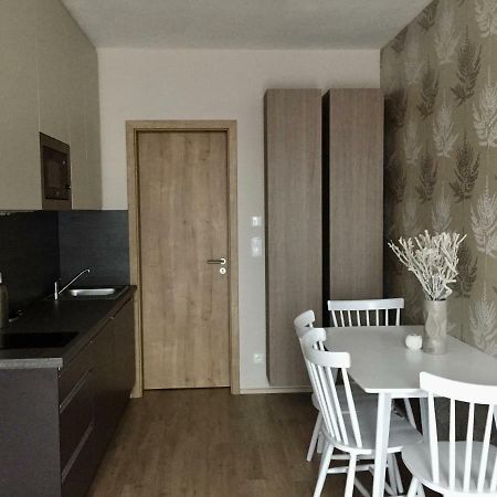 Zlaty Apartman Долні-Морава Екстер'єр фото